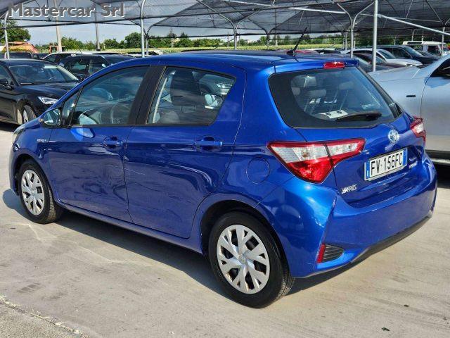 TOYOTA Yaris Yaris III 2017 5p 1.5h Business - FV156FC