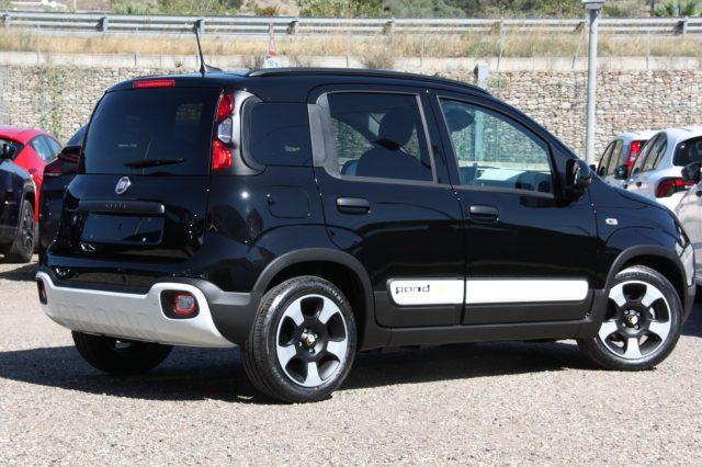 FIAT Panda 1.0 S&S Hybrid Pandina CROSS