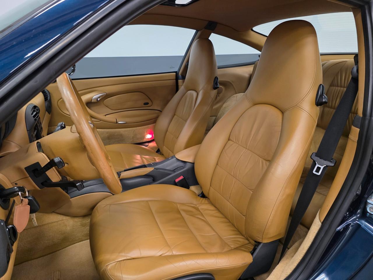 Porsche 911 Carrera Tiptronic