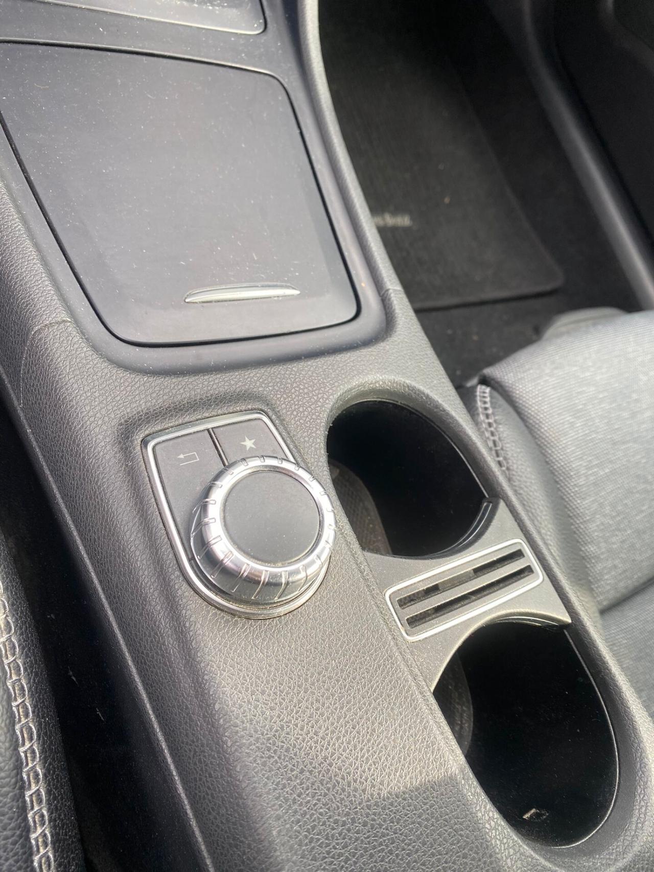 Mercedes-benz GLA 180 d Automatic Business