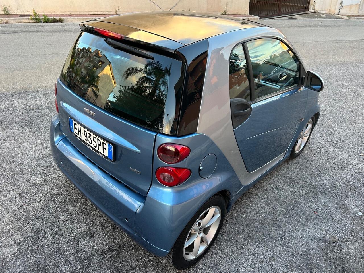 Smart ForTwo 1.0 ideale per neopatentati