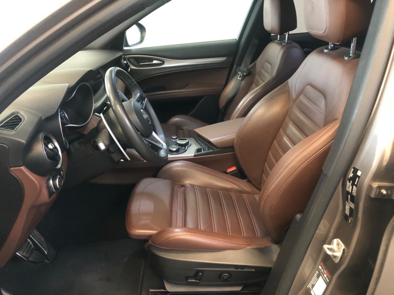 Alfa Romeo Stelvio 2.2 Turbodiesel 210 CV AT8 Q4 Executive