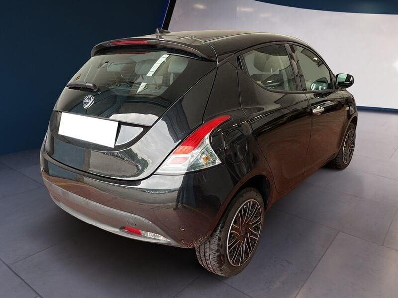 Lancia Ypsilon NUOVA My24 402 Oro 1.0