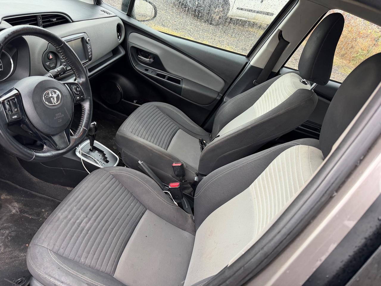 Toyota Yaris 1.5 Hybrid 5 porte Active