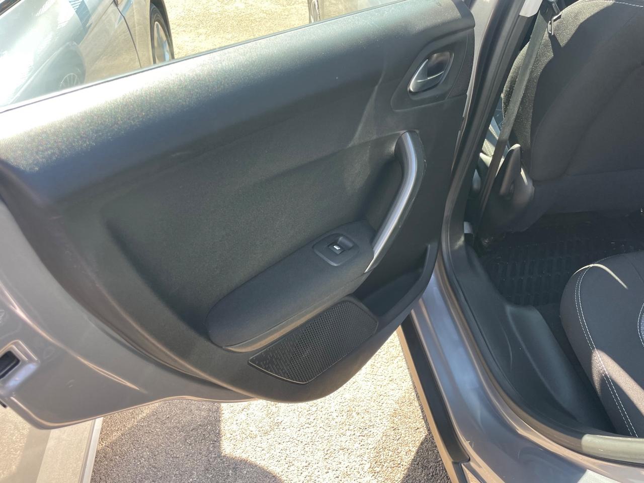 PEUGEOT 2008 1.2 BENZINA 82 (CV) 2017