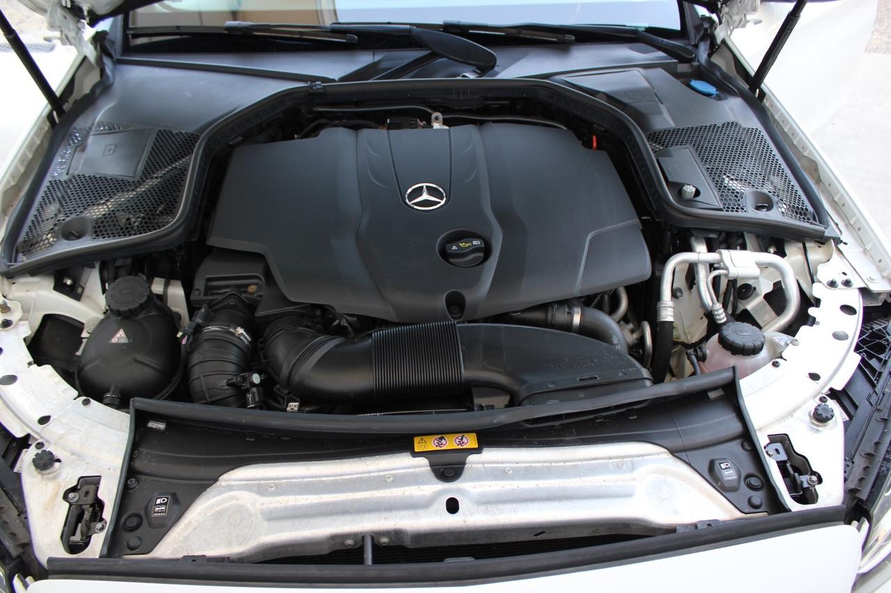 Mercedes-Benz C 220 d Station Wagon Premium AMG Auto