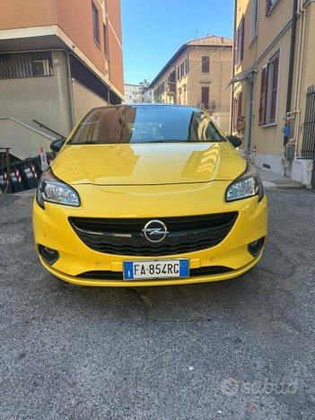 Opel corsa anno 2015 benzina gpl euro6