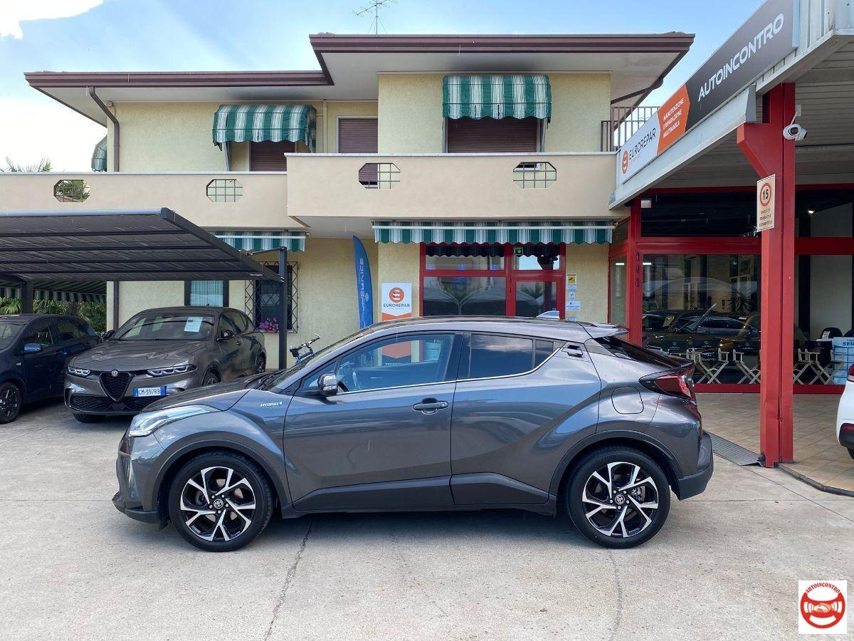 TOYOTA - C-HR 1.8h Trend e-cvt Hybrid