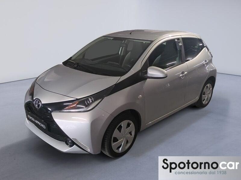 Toyota Aygo 1.0 VVT-i x-play TSS