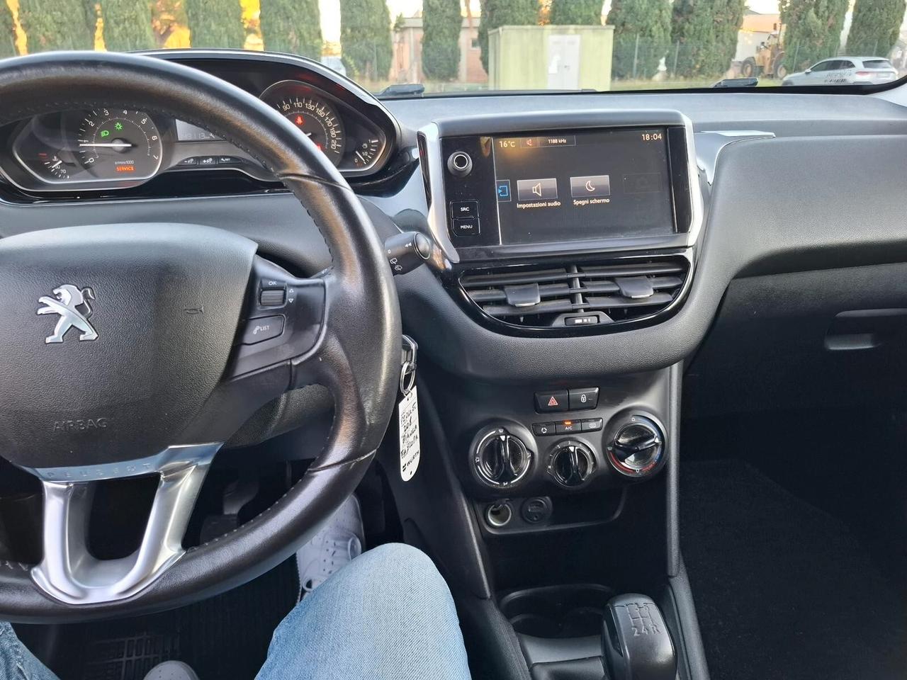 Peugeot 208 PureTech 82 5 porte Allure