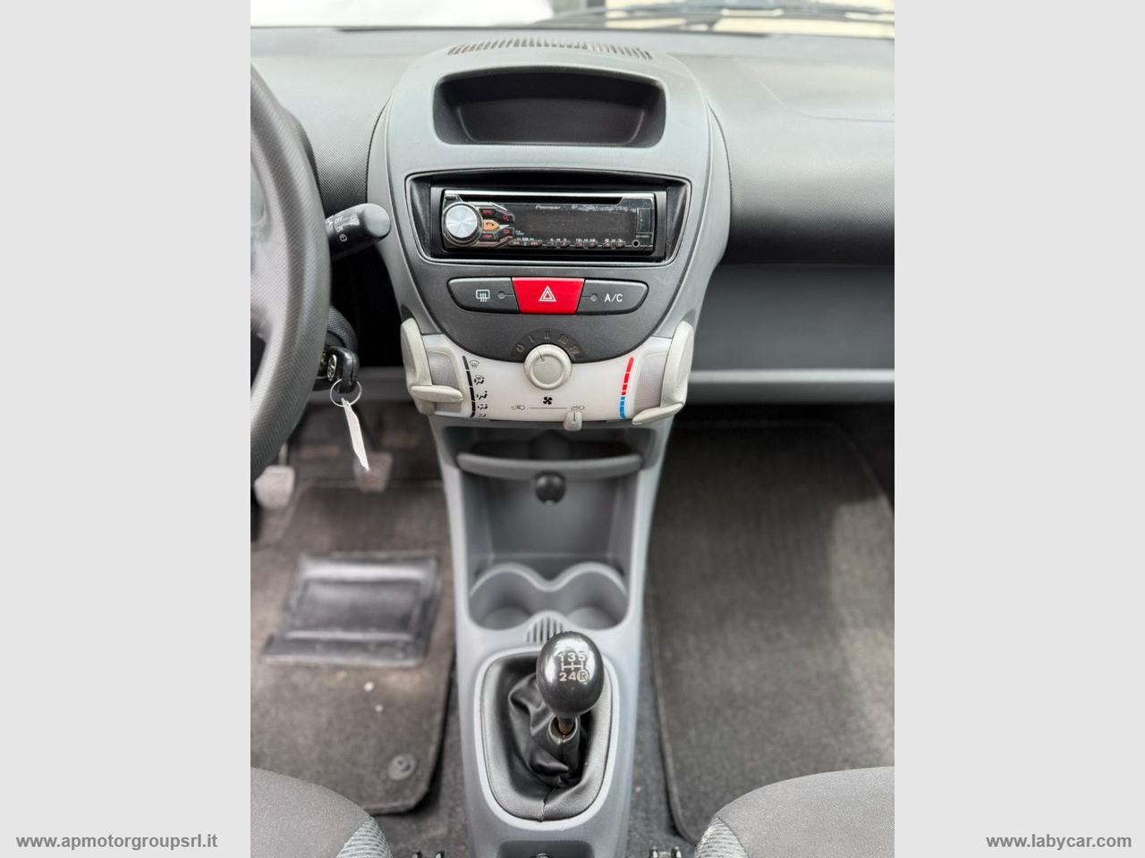 TOYOTA Aygo 1.0 12V VVT-i 3p. Sol