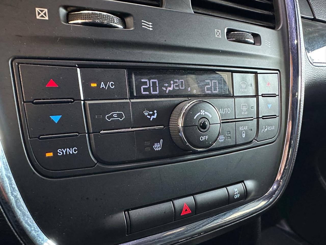 Lancia Voyager 2.8 Turbodiesel S 177 CV