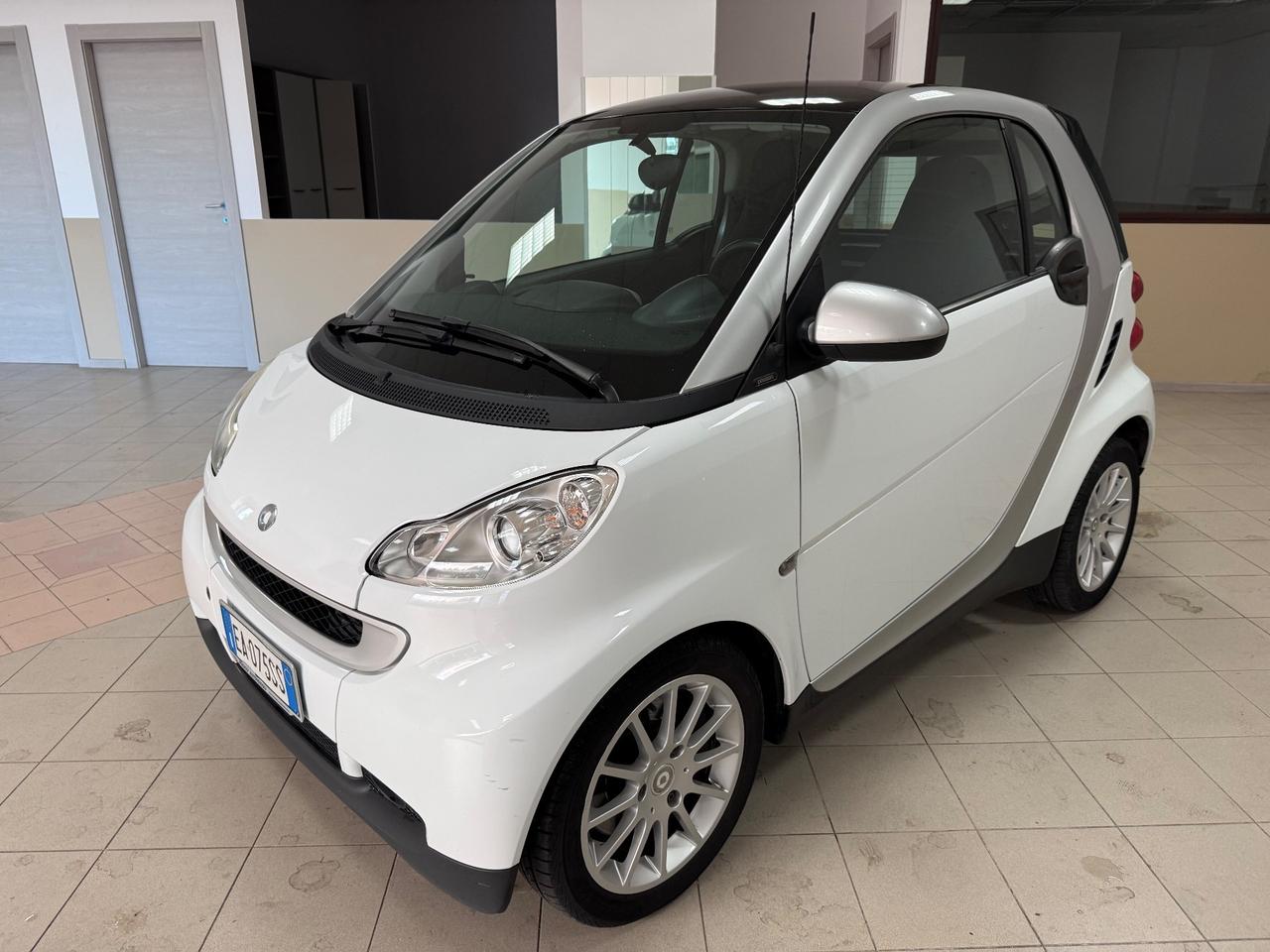 Smart ForTwo 1000 52 kW coupé passion