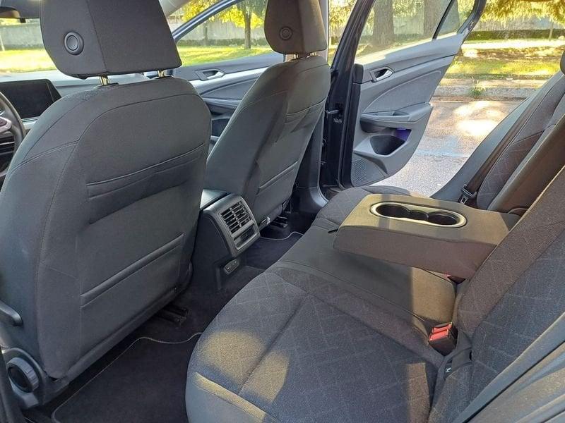 Volkswagen Golf Golf 1.0 eTSI EVO DSG Life