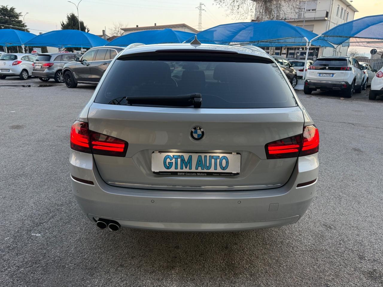 Bmw 520 520d Touring LUXURY -2.0 Diesel 190 CV -Automatica