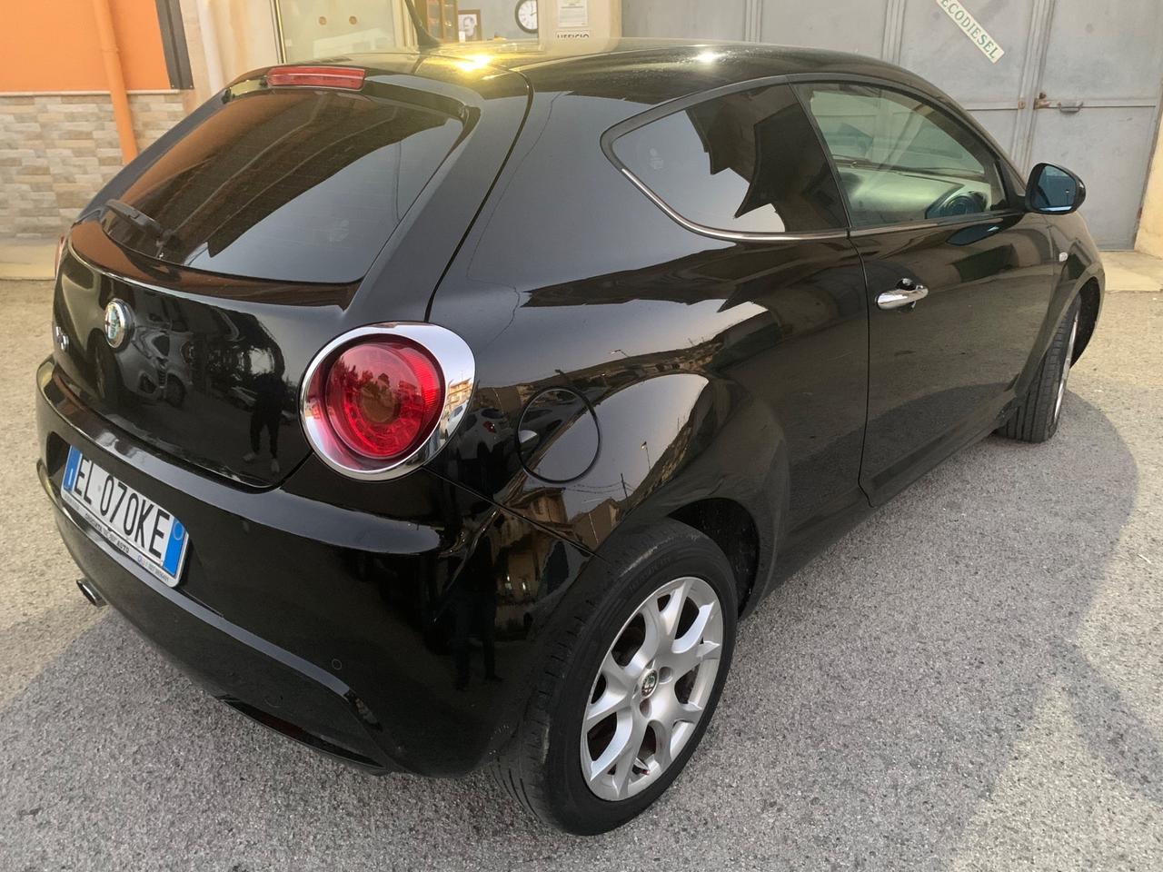 Alfa Romeo MiTo 1.3 JTDm-2 95 CV S&S Distinctive