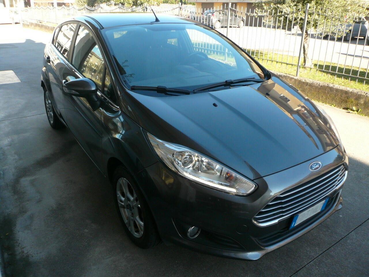 Ford Fiesta 1.0 80CV 5 porte Black & White Edition