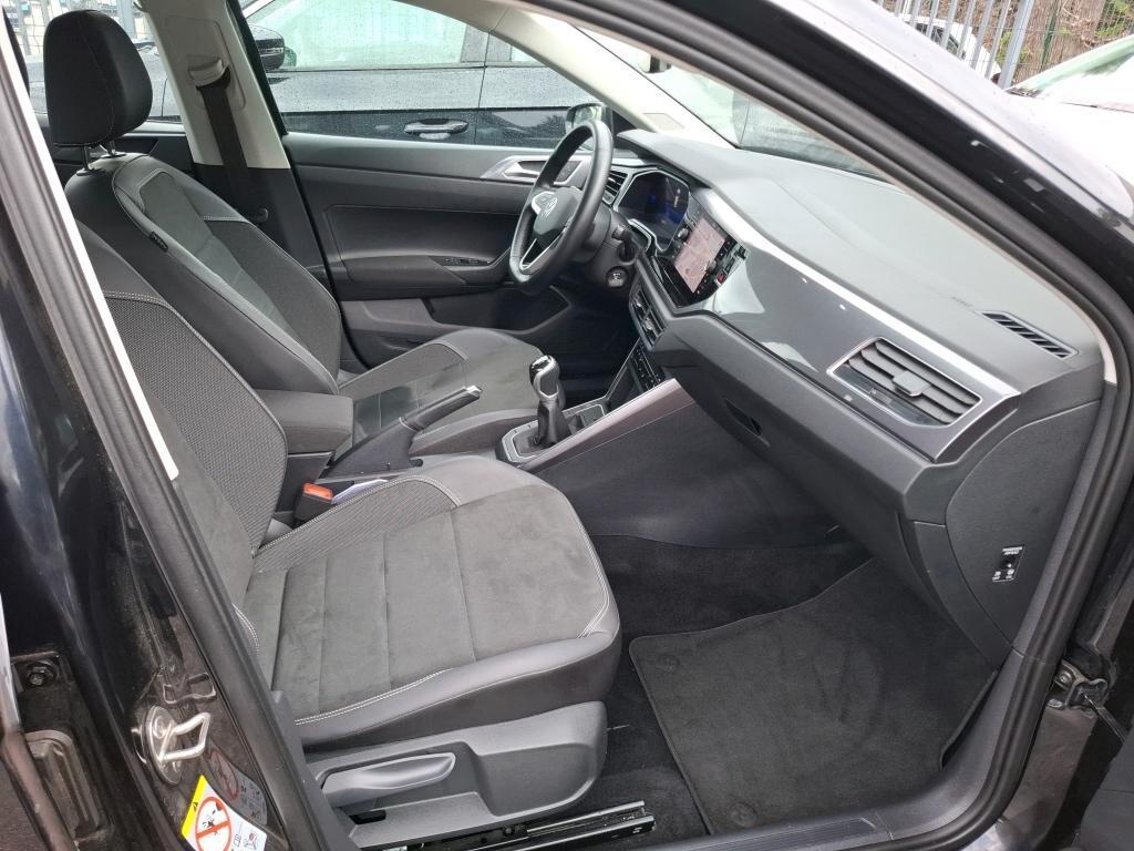 Polo 1.0 TSI Style | FARI MATRIX - ARTVELOURS RETROCAMERA