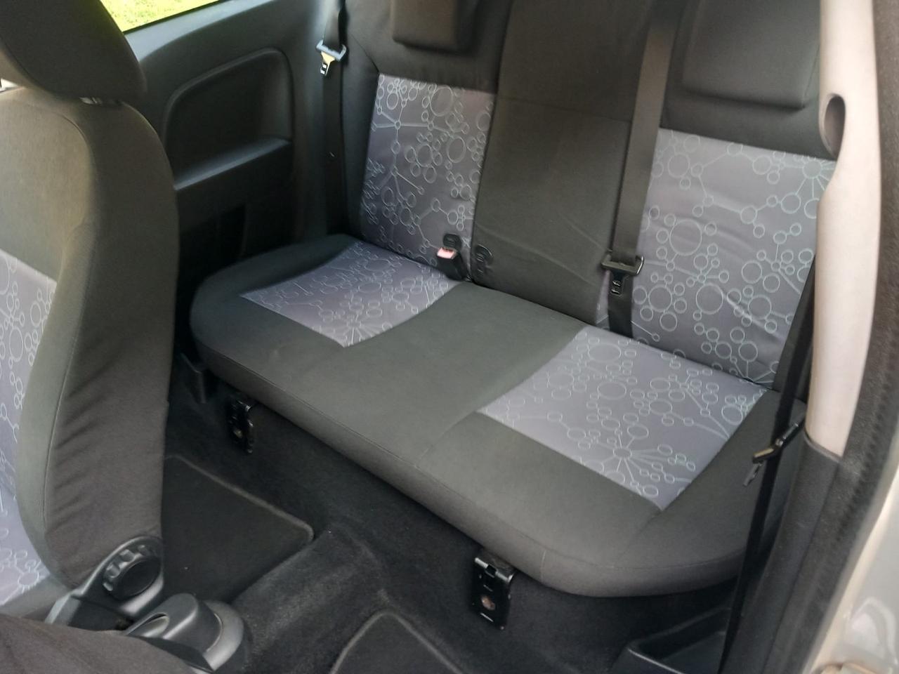 Ford Fiesta 1.4 16V 3p. Ghia