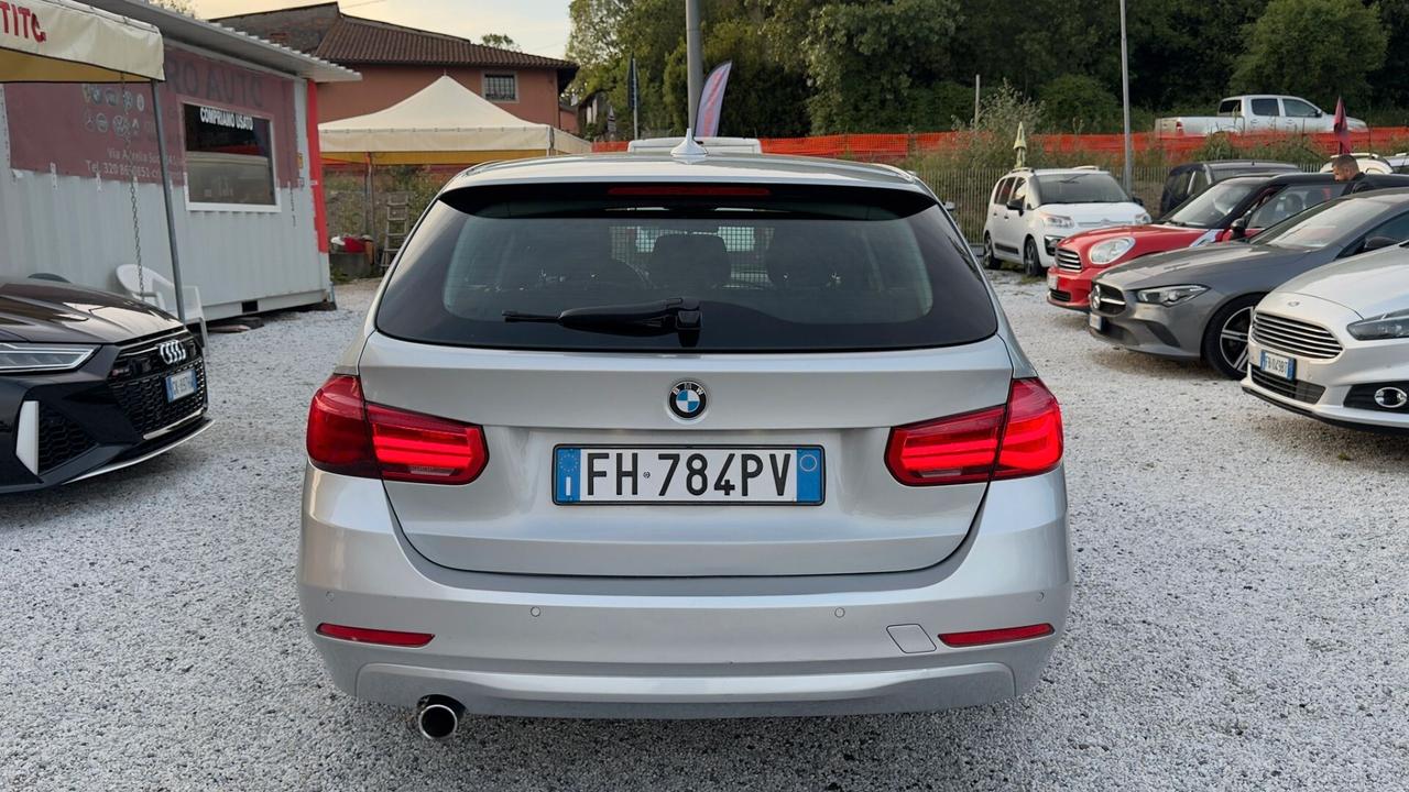 Bmw 318 318d Touring Business Advantage aut.