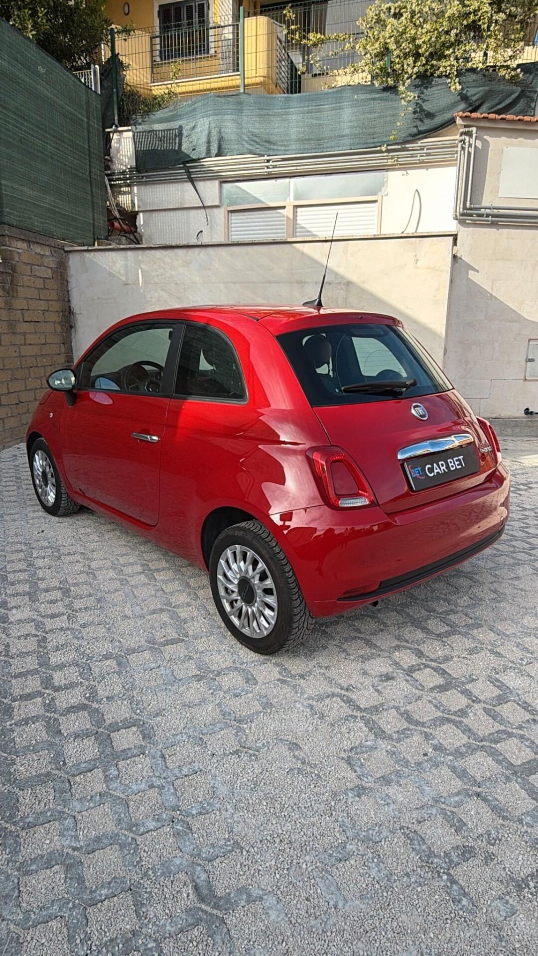 Fiat 500 1.0 Hybrid Red