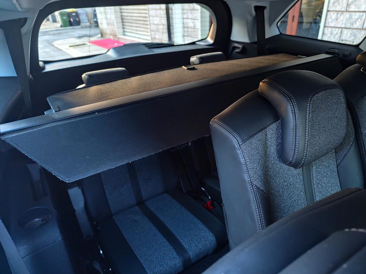 Peugeot 5008 1.6BlueHDi 120CV AUTOMATICA 7 POSTI