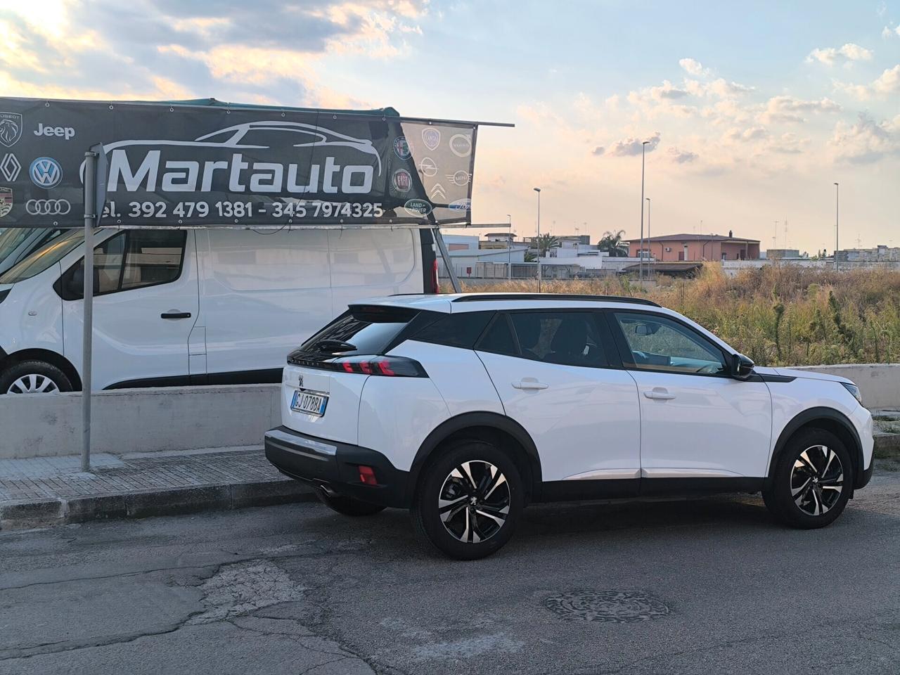 PEUGEOT 2008 1.5 DIESEL EAT8 ALLURE PACK NAVI 10 HD/COCKPIT/