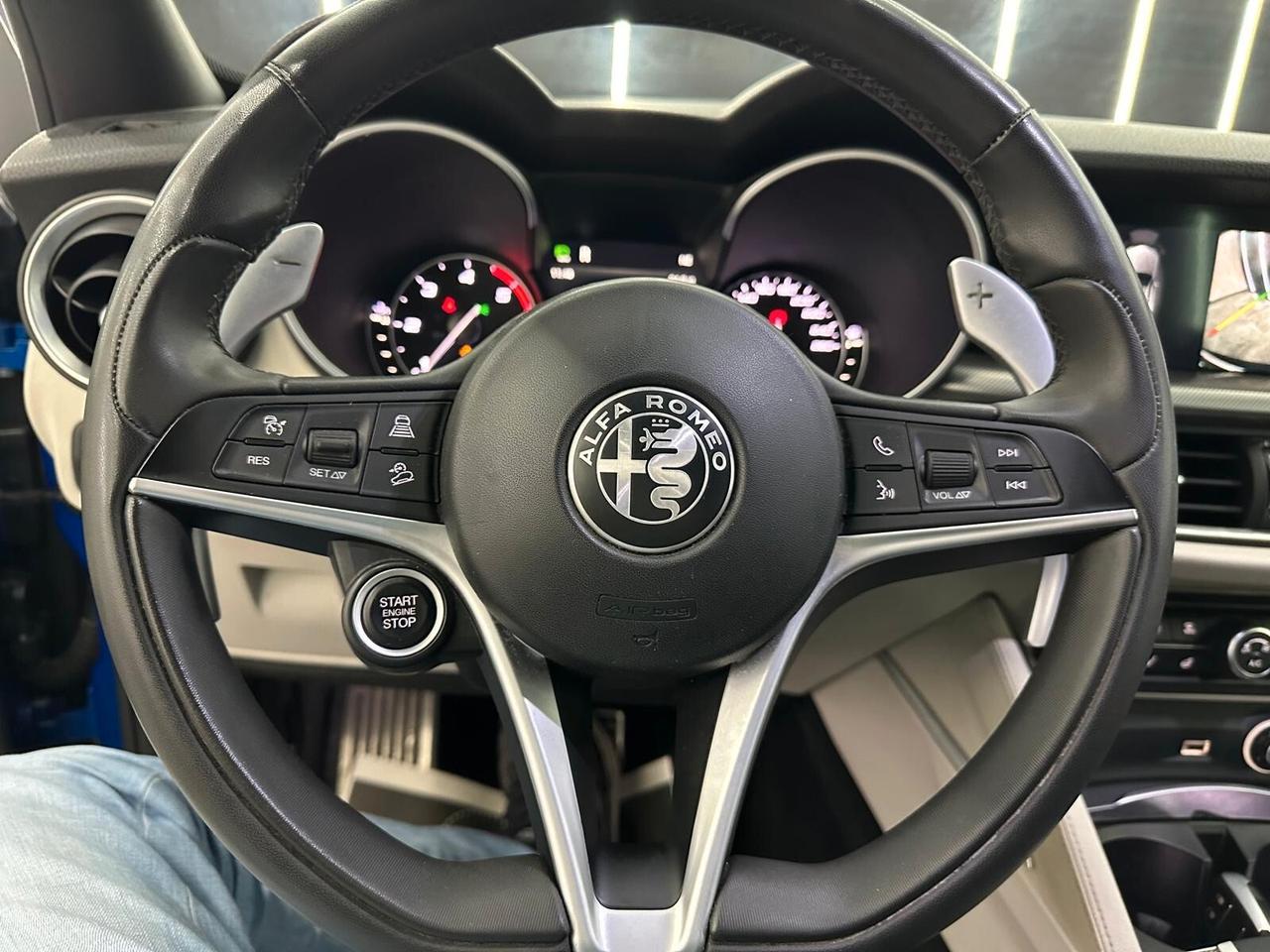 Alfa Romeo Stelvio 2.2 Turbodiesel 190 CV AT8 Q4 B-Tech