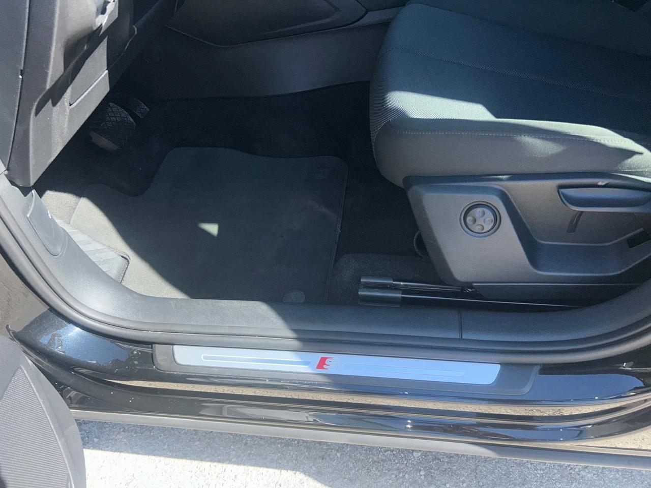 Audi Q2 30 TDI S tronic line Edition