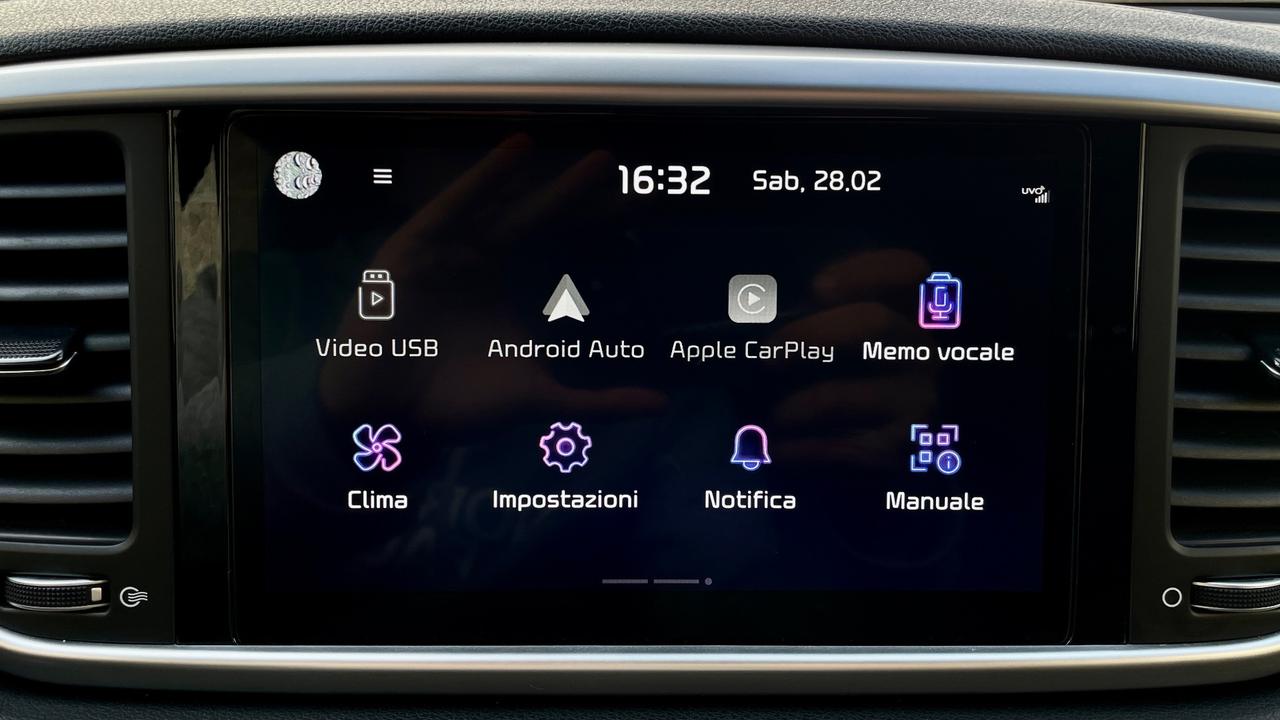 KIA SPORTAGE 1.6 BUSINESS CLASS CRDI DCT7 MH 2WD 136CV - FULL LED, CARPLAY, NEOPATENTATI