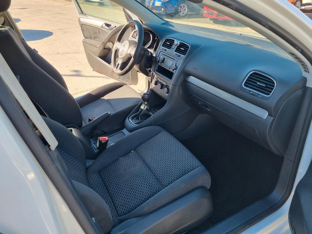 Volkswagen Golf 1.6 TDI DPF 5p. Highline