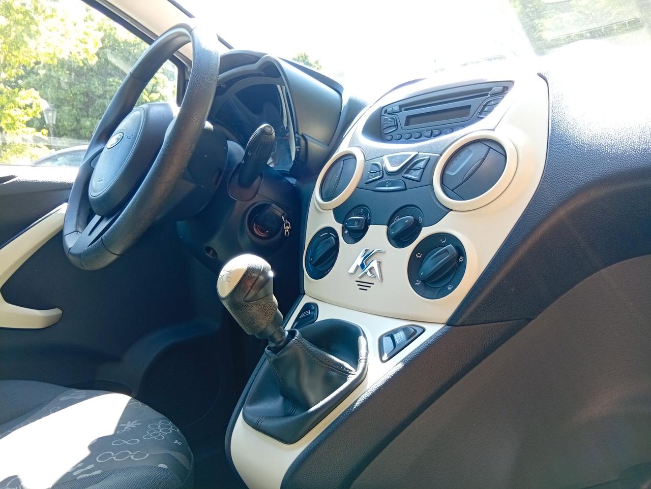 Ford Ka Ka+ 1.2 8V 69CV Titanium