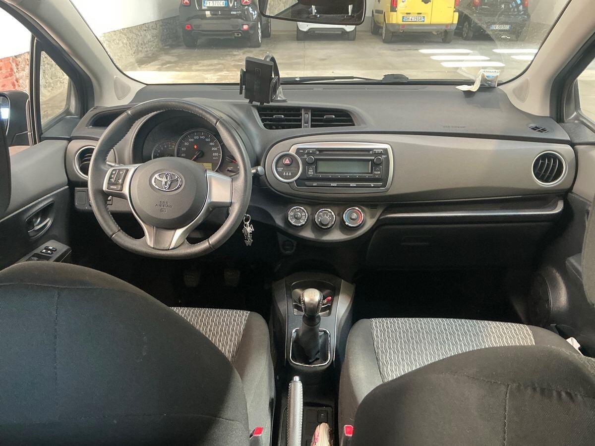 Toyota Yaris 1.0 5 porte Active