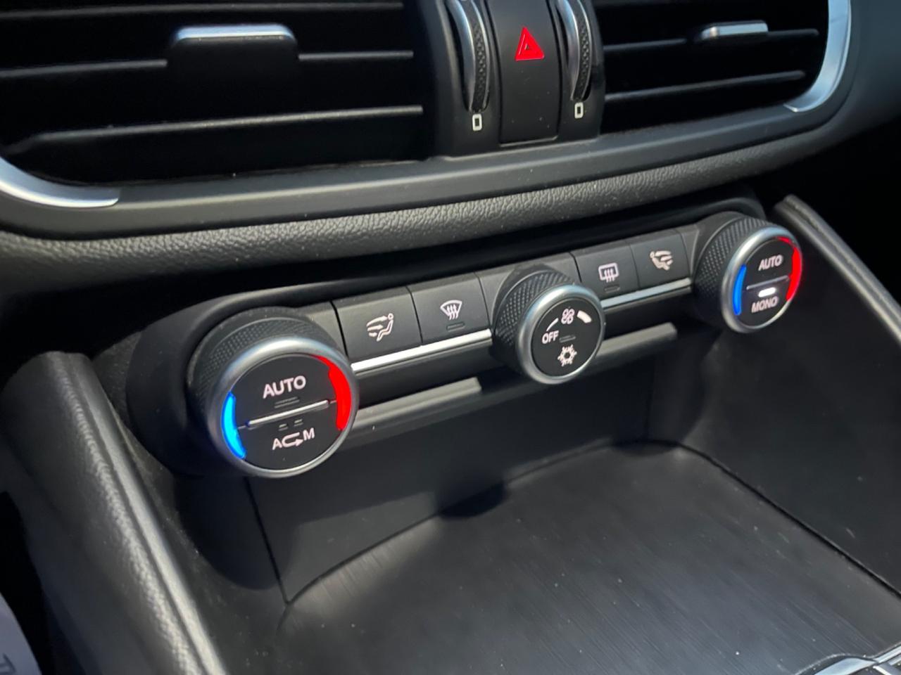 Alfa Romeo Giulia 2.2 Turbodiesel 150 CV 89.000 CERTIFICATI!
