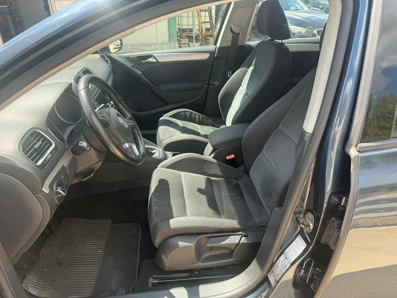 Volkswagen Golf 1.6 TDI 105 cv Highline DISTRIB OK 2011