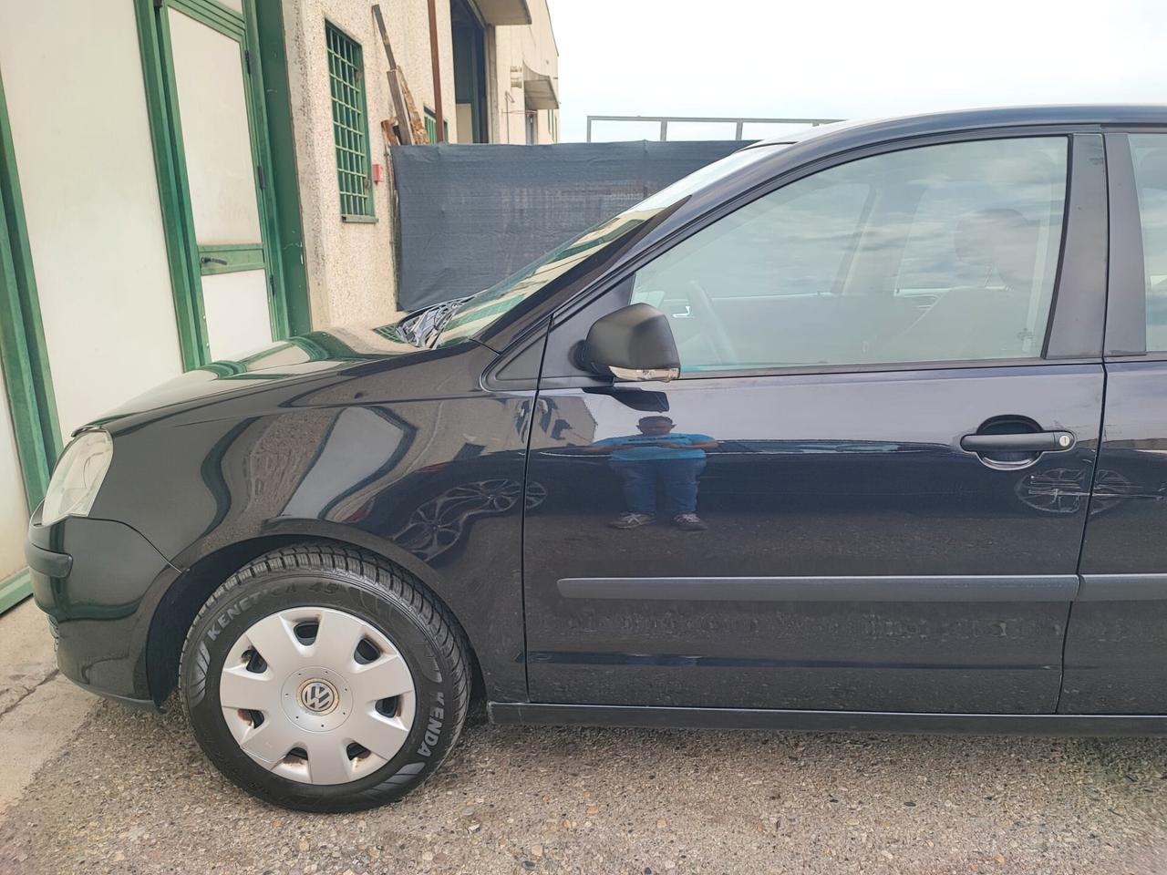 Volkswagen Polo 1.2 BENZINA NEOPATENTATI 5 PORTE 2005