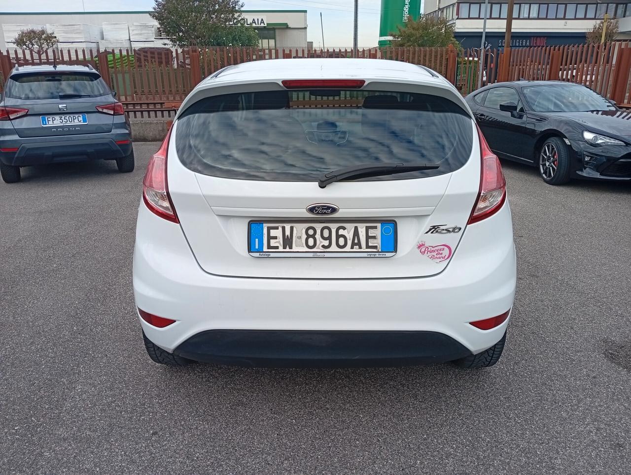 Ford Fiesta 1.4 5p. Bz.- GPL Titanium NEOPATENTATI OK