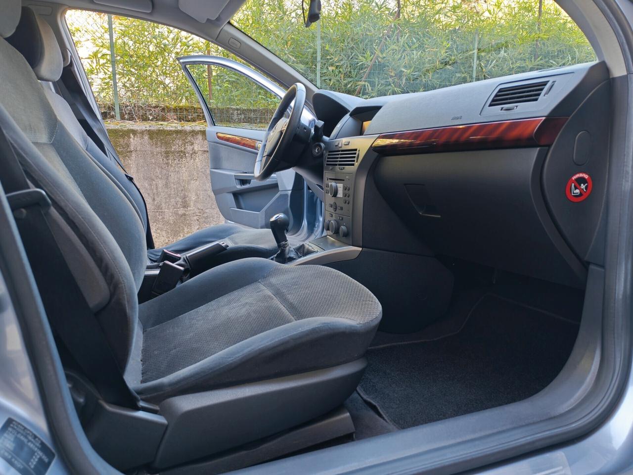 Opel Astra 1.6 BENZINA 105cv / Uniproprietario