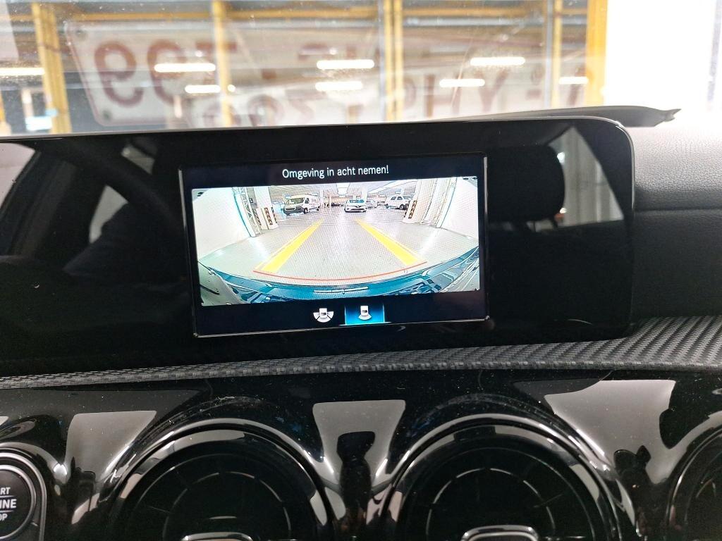 MERCEDES-BENZ A 180D 116CV 6M. BUSINESS SOLUTION ( NAVI - TELECAMERA POST. - CRUISE )