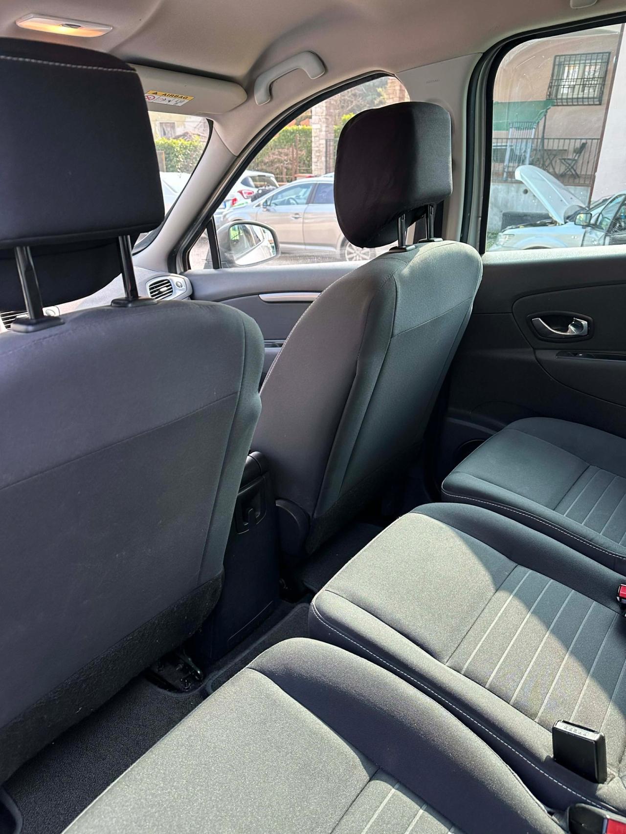 Renault SCÈNIC 1.5 dCi 110CV S&S BOSE