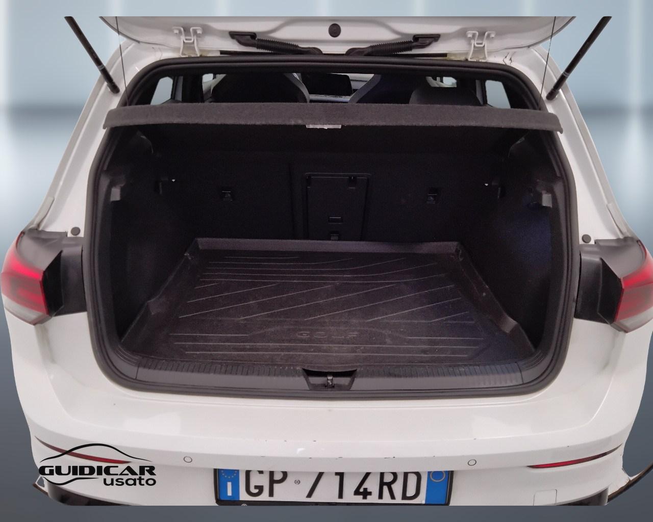 VOLKSWAGEN Golf VIII 2020 - Golf 1.5 tsi evo R-Line 130cv