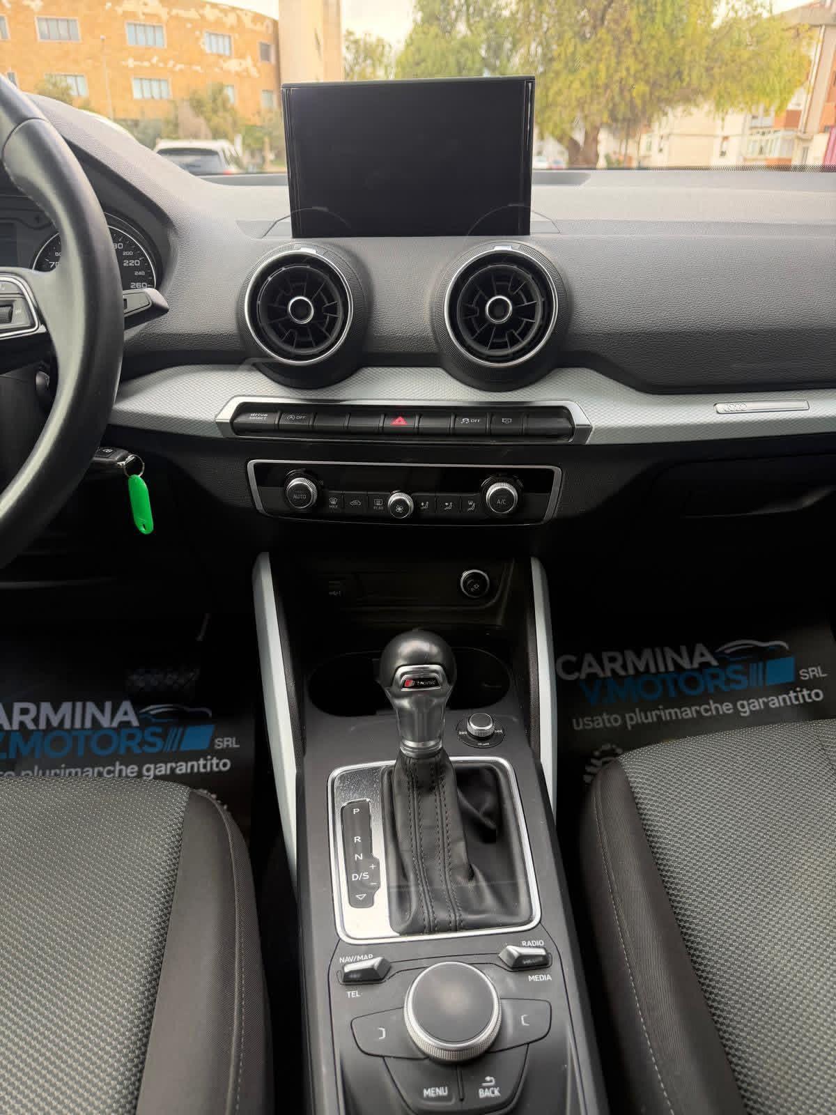 Audi Q2 30 TDI DESIGN 116CV