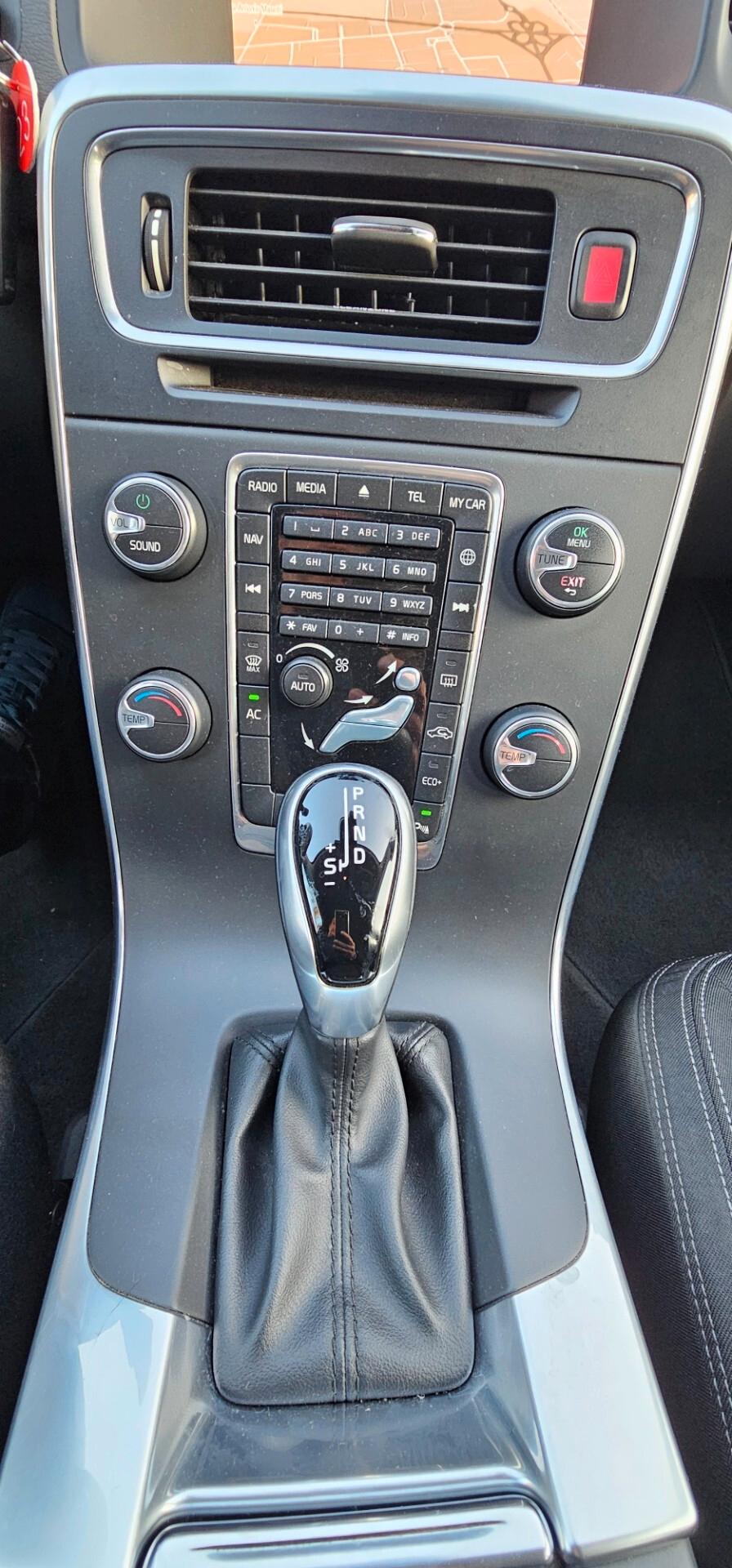 Volvo V60 Automatica 120 CV