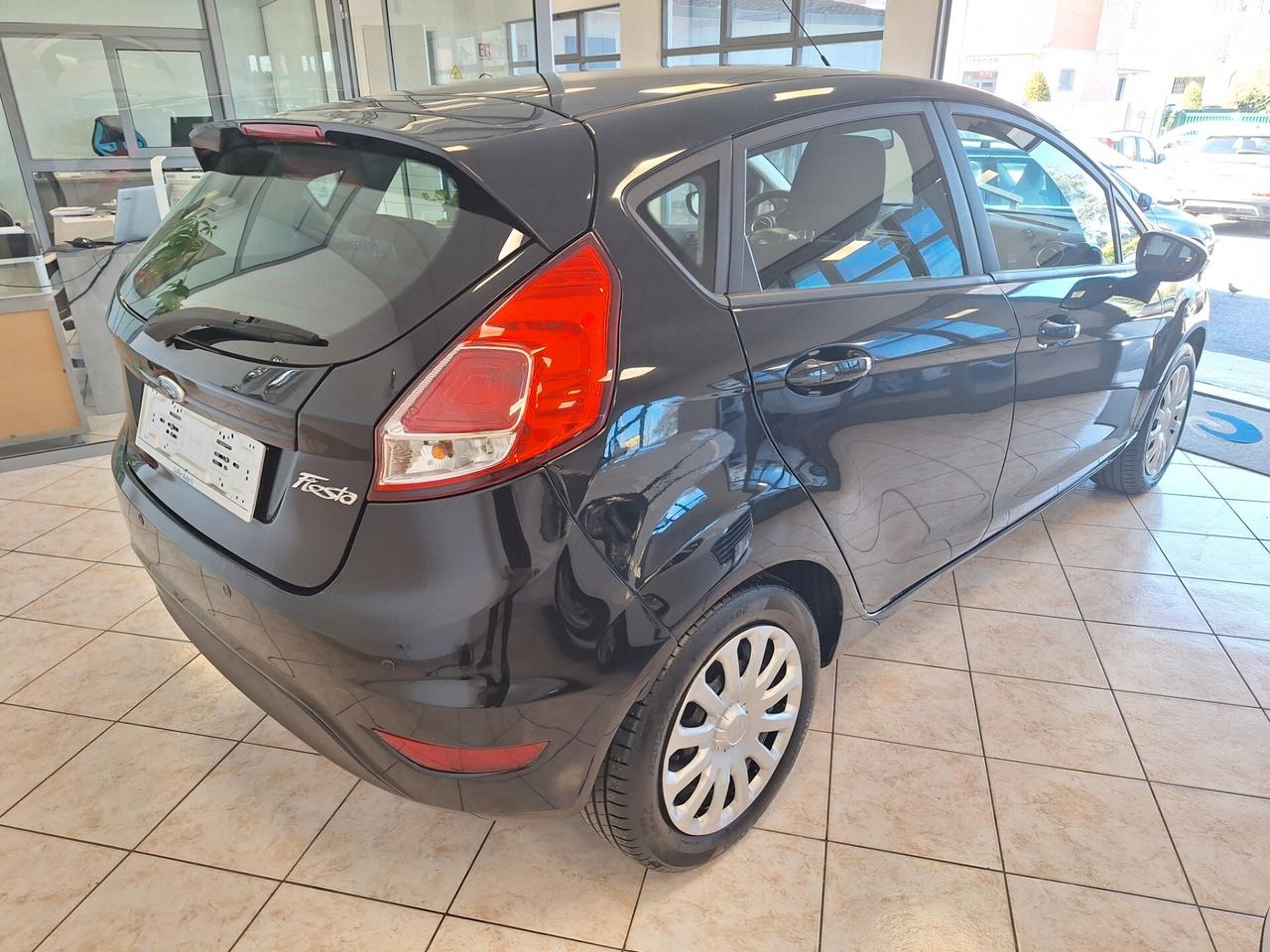 Ford Fiesta 1.5 TDCi 75CV 5 porte Business