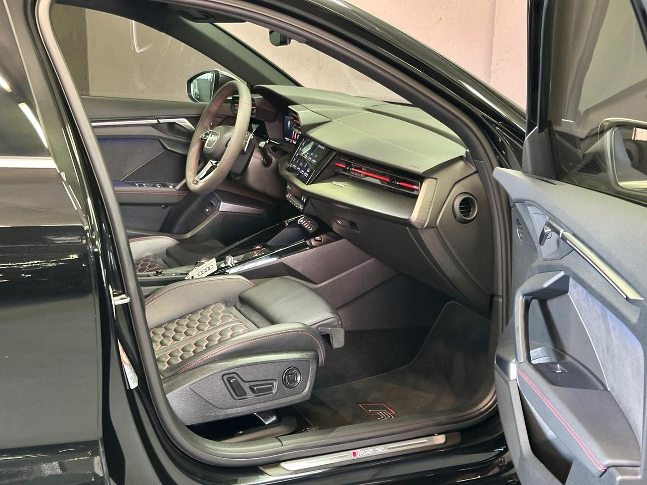 Audi A3 RS 3 SPB TFSI quattro S tronic