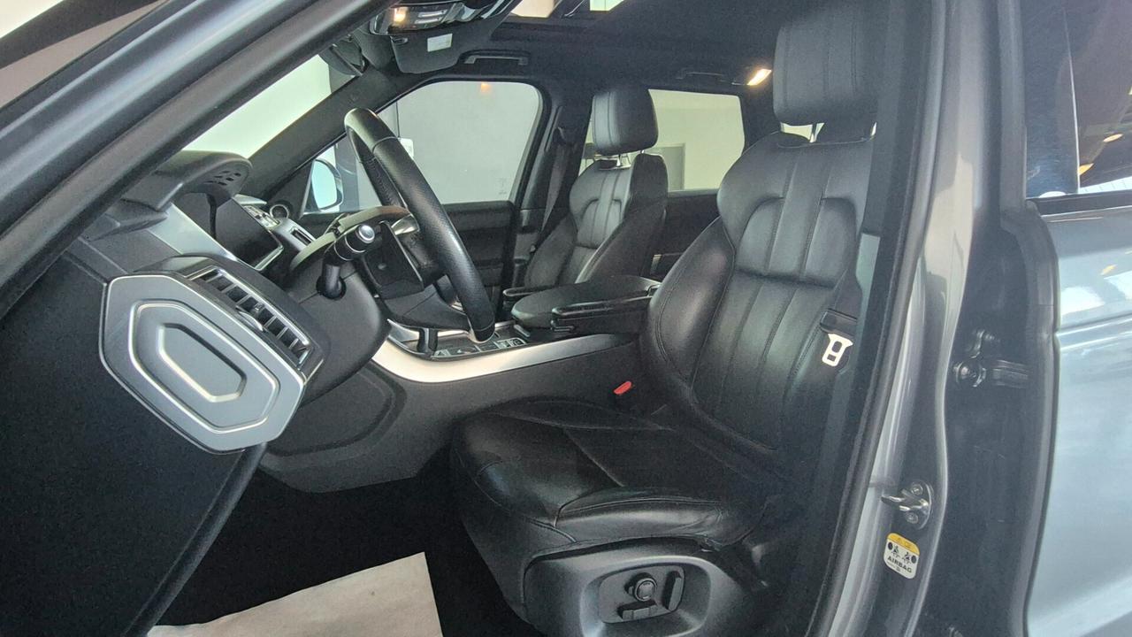 Land Rover Range Rover Sport 3.0 TDV6 HSE Dynamic