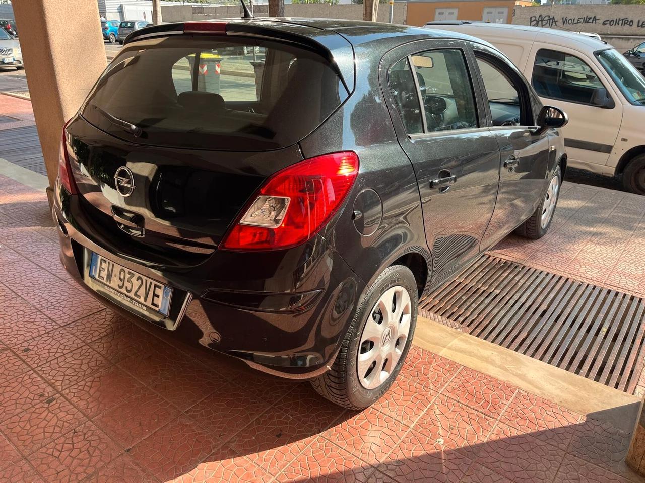 Opel Corsa 1.2 5p GPL garantita-2014