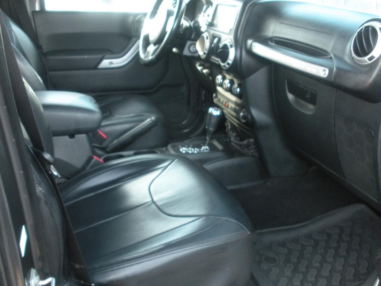 Jeep Wrangler Unlimited 2.8 CRD DPF Rubicon Auto