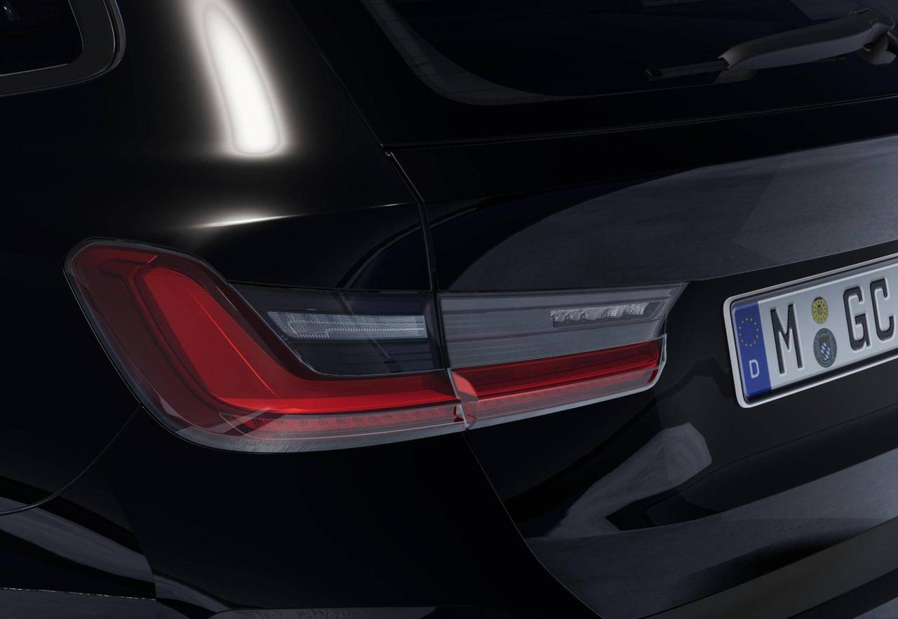 BMW Serie 3 318d Touring 48V