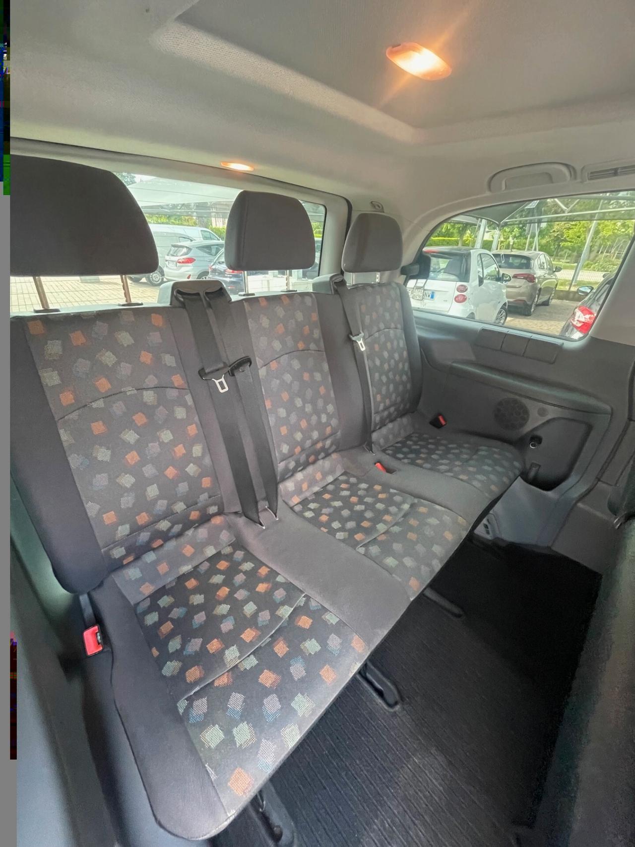 Mercedes-benz Vito 9 posti manuale